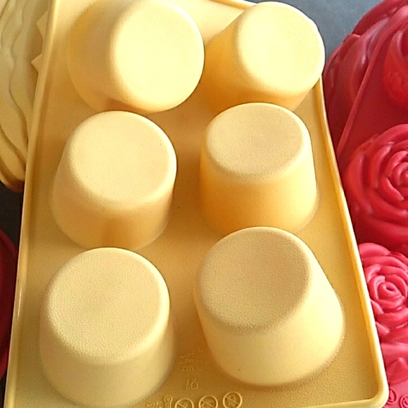 Silicone Bakeware Bundle of 6 - Picture 5 of 16